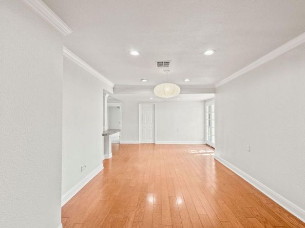 2402 Westover RD, Austin TX 78703