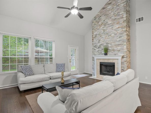 8610 Axis DR, Austin TX 78749