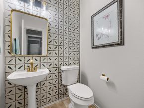 8610 Axis DR, Austin TX 78749