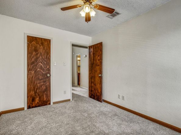 1010 W Rundberg LN 24, Austin TX 78758