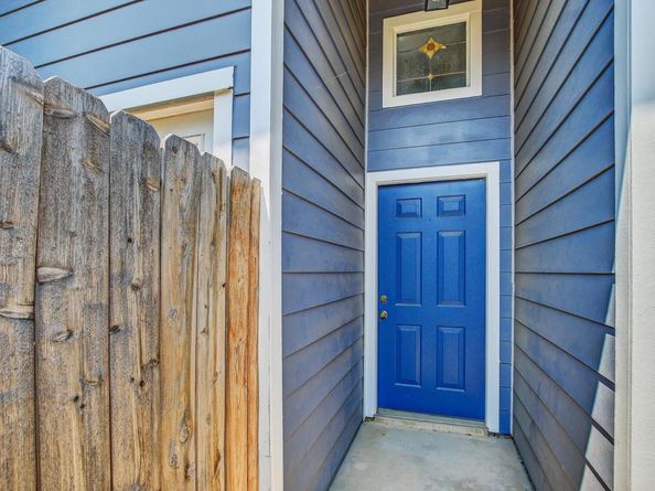 1010 W Rundberg LN 24, Austin TX 78758