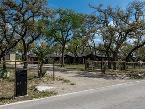 8717 South View RD, Austin TX 78737