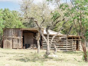 8717 South View RD, Austin TX 78737