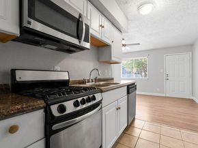 1010 W 23rd ST 4, Austin TX 78705