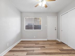 1010 W 23rd ST 4, Austin TX 78705