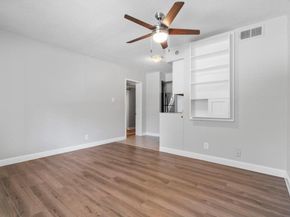 1010 W 23rd ST 4, Austin TX 78705