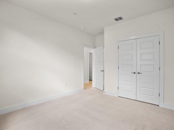 200 W 56th ST 1104, Austin TX 78751