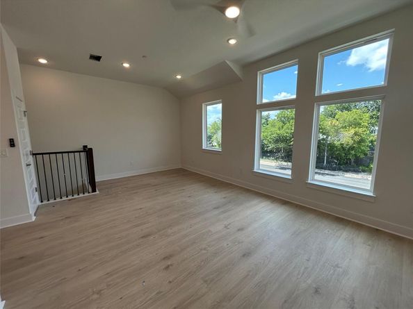 200 W 56th ST 1104, Austin TX 78751