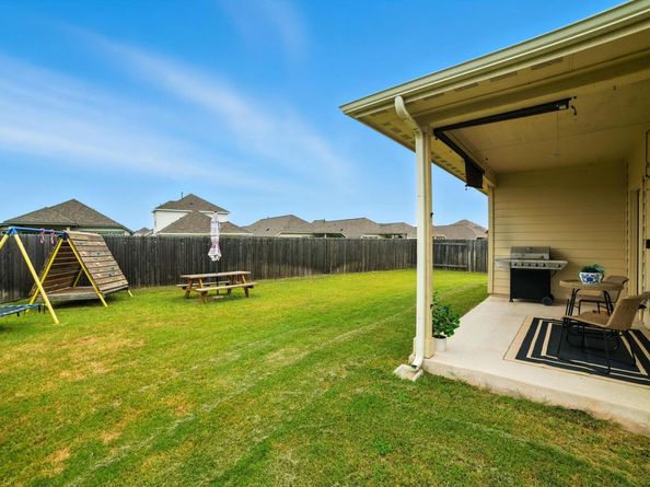 324 Mountain Valley ST, Georgetown TX 78628