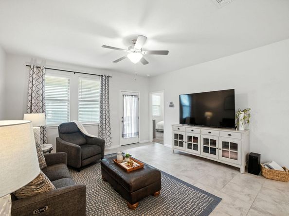 324 Mountain Valley ST, Georgetown TX 78628