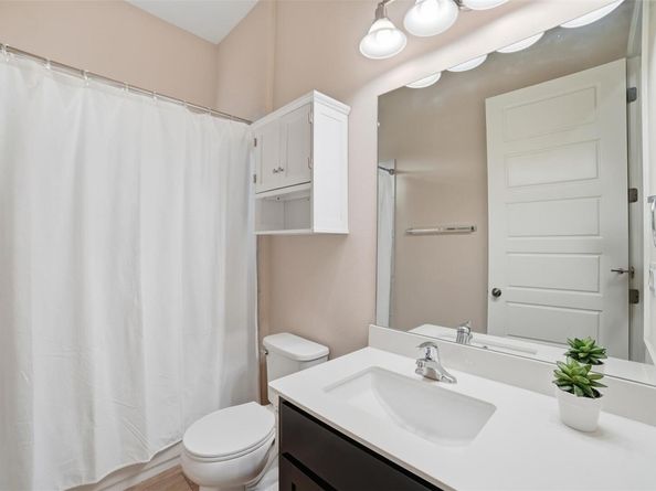 5200 Cornflower DR, Austin TX 78739