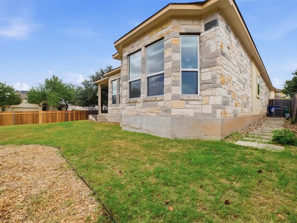 5200 Cornflower DR, Austin TX 78739