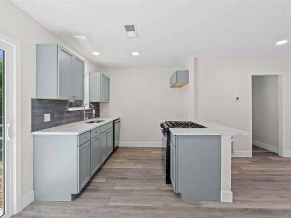 9417 N Creek DR, Austin TX 78753
