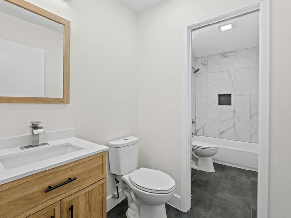 9417 N Creek DR, Austin TX 78753