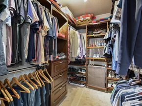 8105 Washita DR, Austin TX 78749