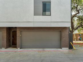 1702 S Lamar BLVD 30, Austin TX 78704