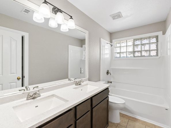 700 Churchill Farms DR, Georgetown TX 78626