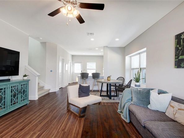 9615 Morning Iris DR, Manor TX 78653
