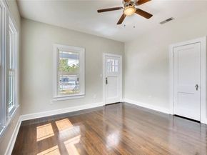 906 E 38 1/2 St, Austin TX 78751