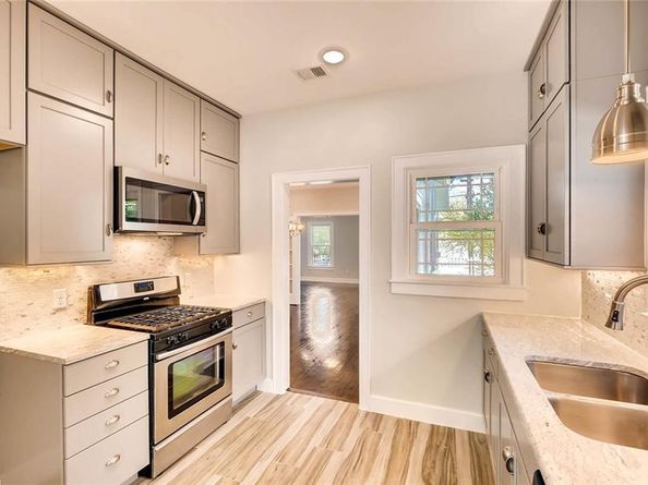 906 E 38 1/2 St, Austin TX 78751
