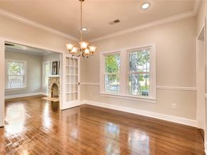 906 E 38 1/2 St, Austin TX 78751