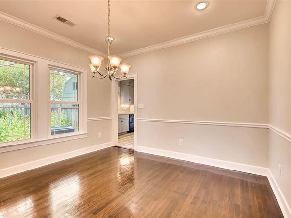906 E 38 1/2 St, Austin TX 78751