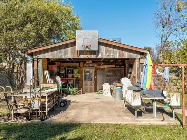 807 W Monroe ST, Austin TX 78704