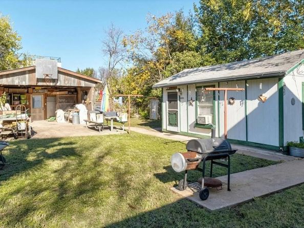 807 W Monroe ST, Austin TX 78704