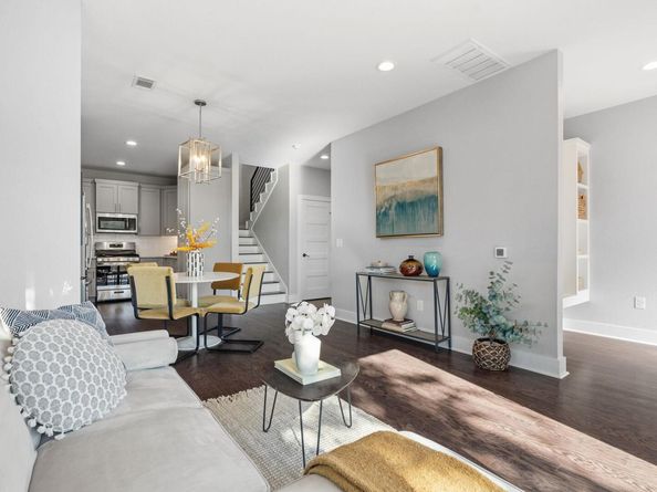 304 BLACKSON Ave A, Austin TX 78752