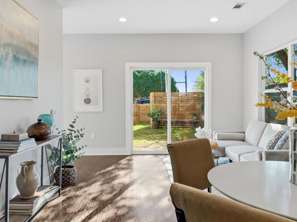 304 BLACKSON Ave A, Austin TX 78752