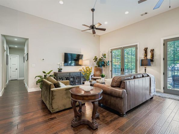 4103 Wyldwood RD, Austin TX 78739