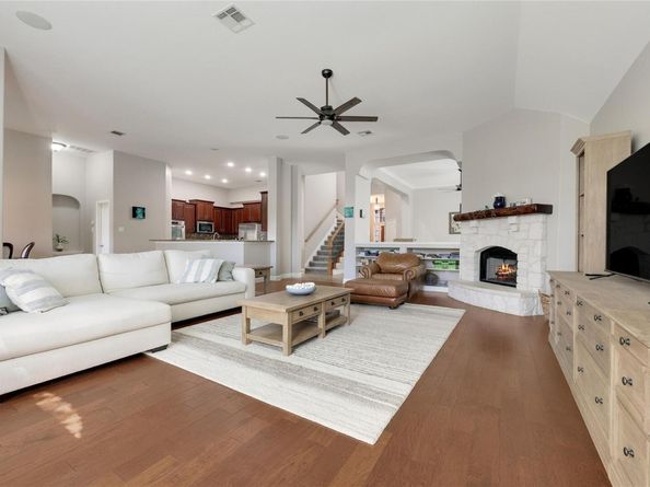 433 Ridgetop BND, Cedar Park TX 78613