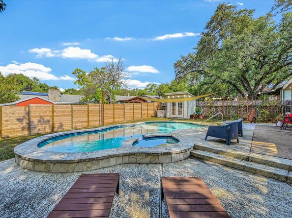 7400 Broken Arrow LN, Austin TX 78745