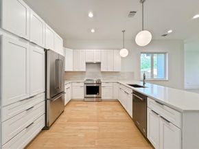 3614 Abbate CIR A, Austin TX 78721