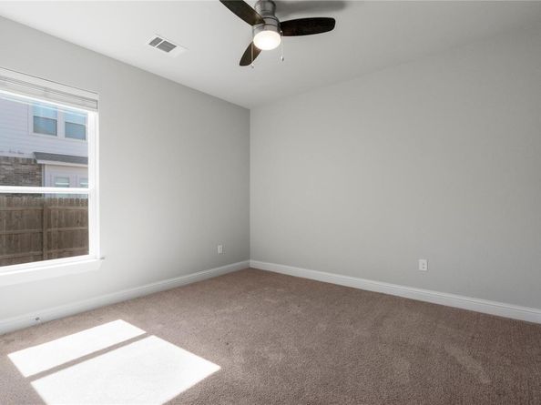 5605 Fresno Ave, Pflugerville TX 78660