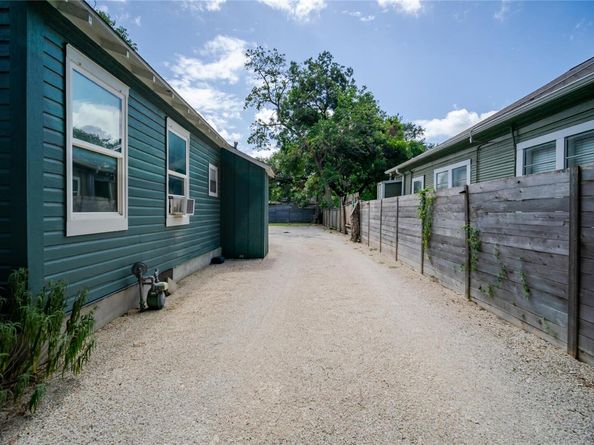 719 Springdale RD, Austin TX 78702