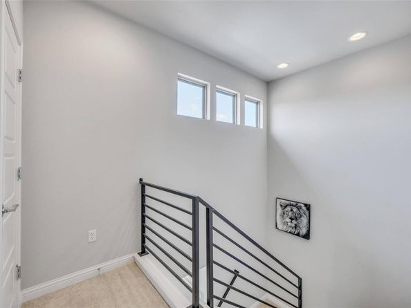 1612 Arcilla ST, Austin TX 78741
