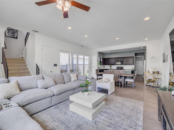 1612 Arcilla ST, Austin TX 78741