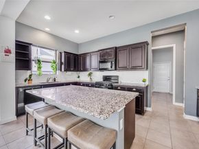 1612 Arcilla ST, Austin TX 78741
