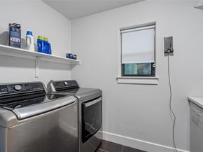 2811 Del Curto RD A, Austin TX 78704