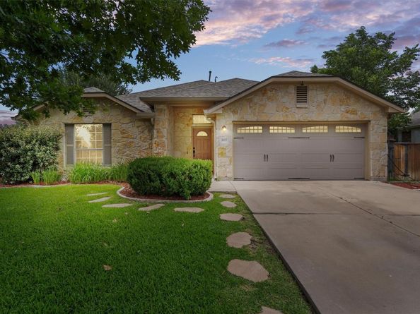 802 Meadow Bluff CT, Round Rock TX 78665