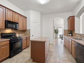 802 Meadow Bluff CT, Round Rock TX 78665