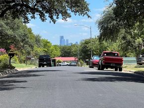 5813 Breezewood DR, Austin TX 78745