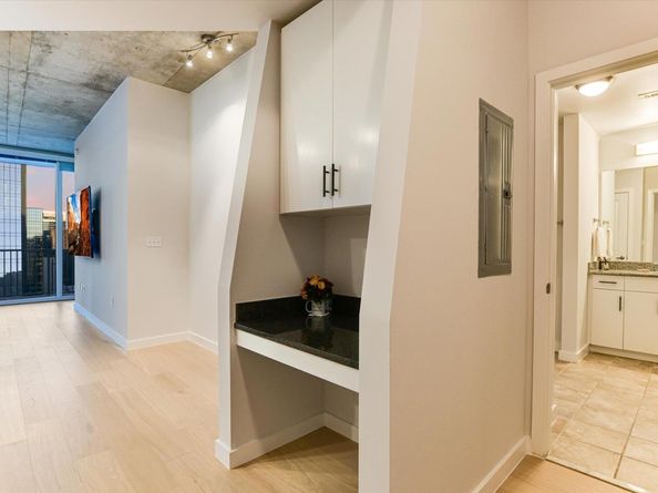 360 Nueces ST 3207, Austin TX 78701