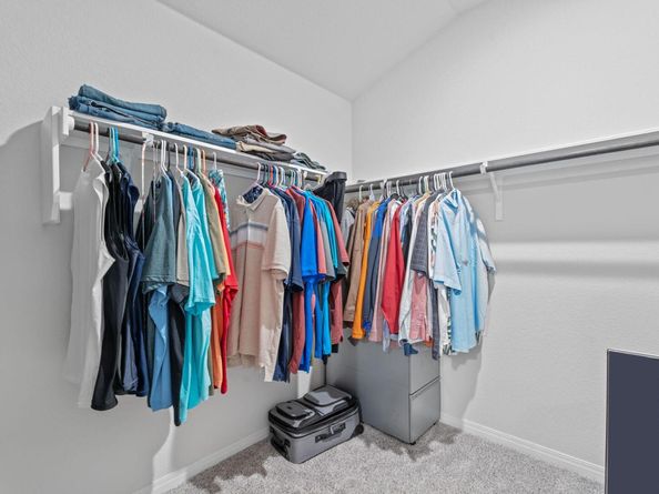 601 S Loriner WAY, Liberty Hill TX 78642