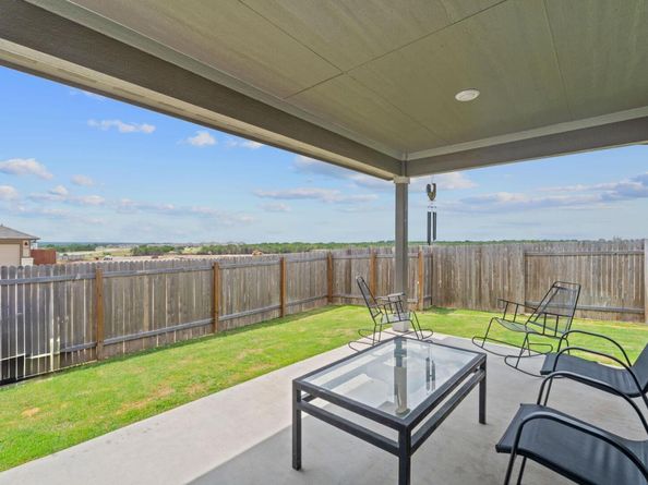 601 S Loriner WAY, Liberty Hill TX 78642