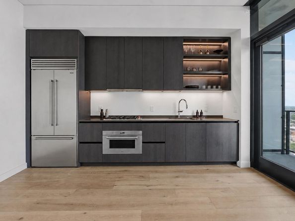610 Davis ST 3001, Austin TX 78701