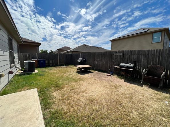 8924 Edmundsbury DR, Austin TX 78747