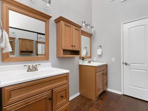 7122 Wood Hollow DR 13, Austin TX 78731