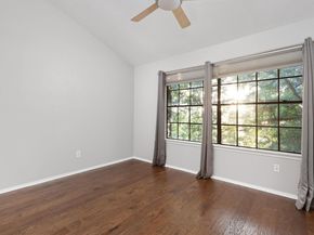 7122 Wood Hollow DR 13, Austin TX 78731